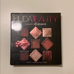 Huda Beauty Mauve Obsessions Palette